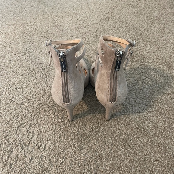 Jessica Simpson Nude Cyndee Heel - Picture 5 of 7